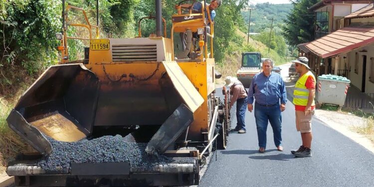 Oλοκληρώθηκαν οι εργασίες αποκατάστασης του οδοστρώματος, εντός του οικισμού Αρχαγγέλου