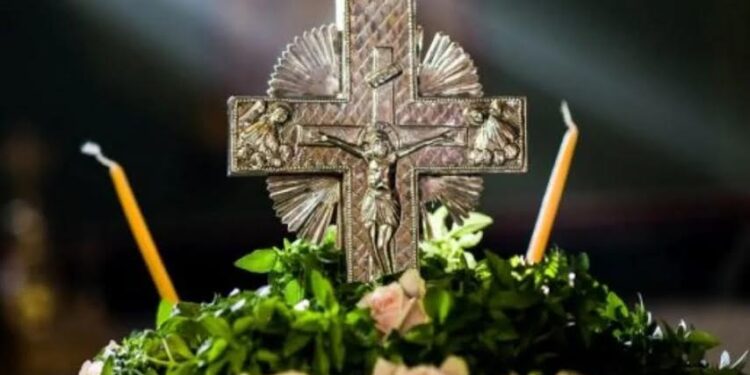 Ιερός Ναό Αγίου Γεωργίου Γιαννιτσών θα ψαλλεί η ακολουθία των Χαιρετισμών του Τιμίου Σταυρού.